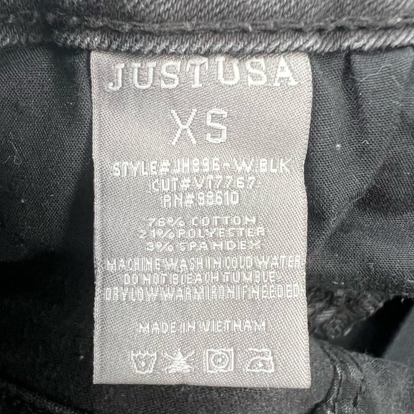 Just USA Black Cut Off Distressed Denim Jean Shorts Size XS Women’s - Picture 4 of 5